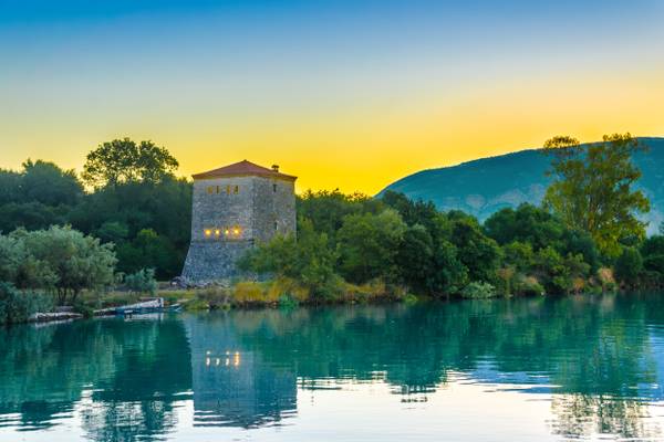Reiseziel Europa, Albanien, Venezianischer Turm in Butrint Reiseziel Europa, Albanien, Venezianischer Turm in Butrint