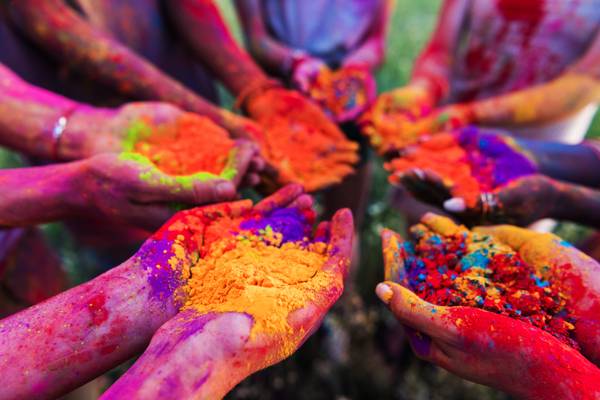 Zum Holi-Festival nach Indien