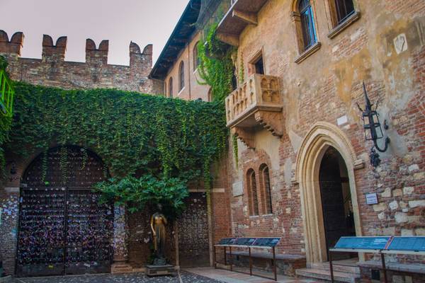 Reiseziel Europa, Italien, Verona, Balkon von Romeo und Julia Reiseziel Europa, Italien, Verona, Balkon von Romeo und Julia