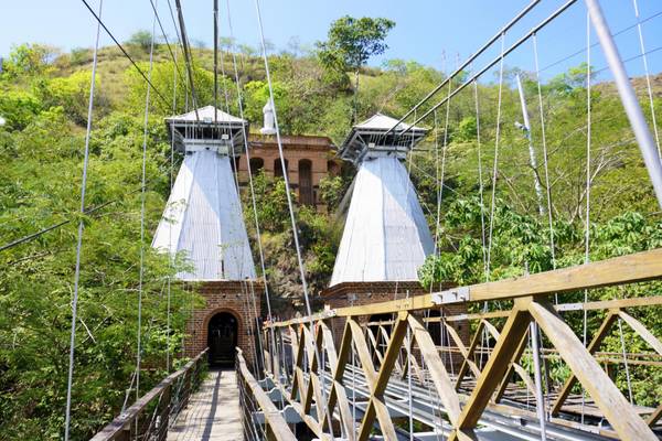 Kolumbien, Santa Fe de Atioquia, Puente de Occidente-Hängerücke