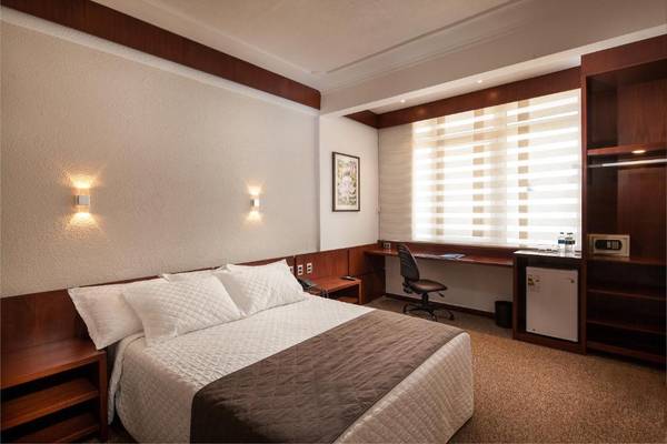 Bolivien, Santa Cruz de la Sierra, Hotel Cortez, Zimmerbeispiel