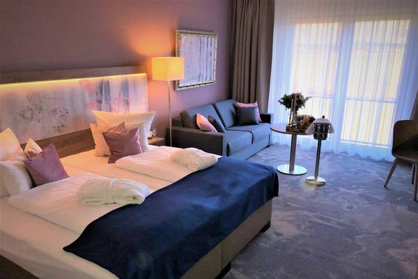 Deutschland, Sante Royale Ruegen Resort, Zimmerbeispiel