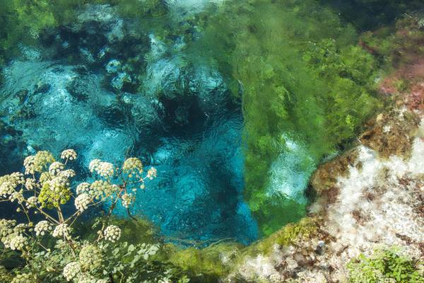 Albanien, Blue Eye Karstquelle