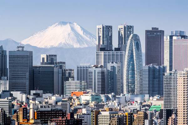 Tokyo Shinjuku mit Fuji
