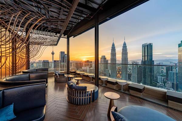 Malaysia, Kuala Lumpur, Imperial Lexis, FIFTY1 & Poolside Bistro