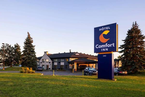 Kanada, Montreal, Comfort Inn Aeroport  Dorval, Außenansicht