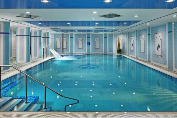 Schwimmbad, Hotel Pacifik Ensana, Marienbad