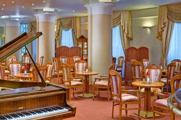 Lobbybar, Centralni Lazne, Marienbad