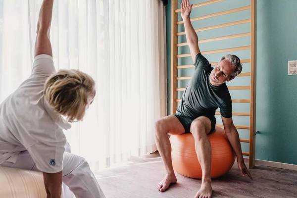 Fitnessübung, Hotel Falkensteiner, Marienbad