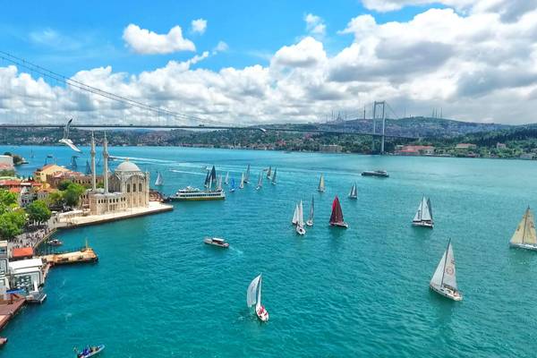 Türkei, Istanbul, Bosporus Bruecke
