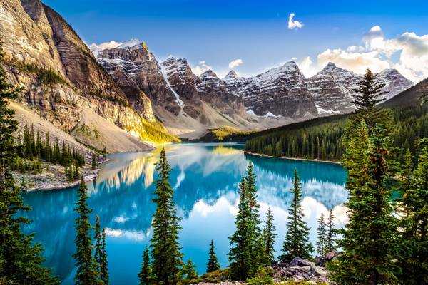 CA_Banff-Nationalpark__GI514773355_Moraine Lake