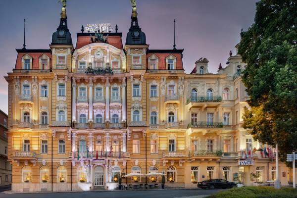 Tschechien, Marienbad, Hotel Ensana Grandhotel Pacifik, Außenansicht