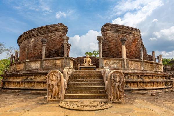 Sri Lanka, Polonnaruwa, Vatadage