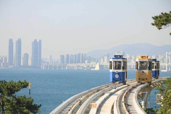 Südkorea, Busan, Meer von Haeundae, Strandzug in Busan