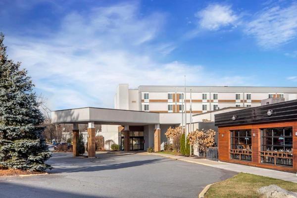 Vereinigte Staaten von Amerika, Woburn, Best Western Plus New Englander, Aussenansicht
