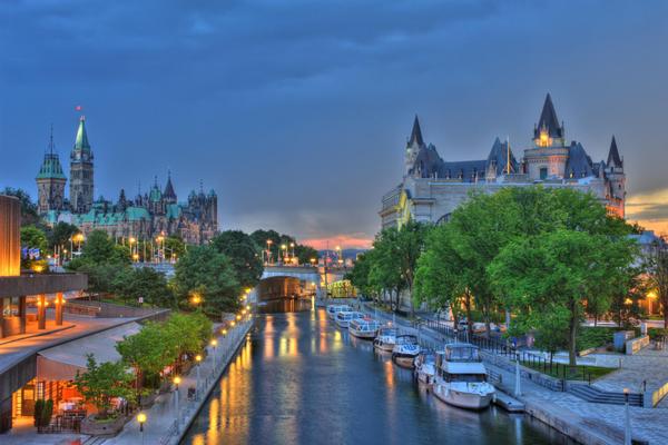 Kanada, Ottawa