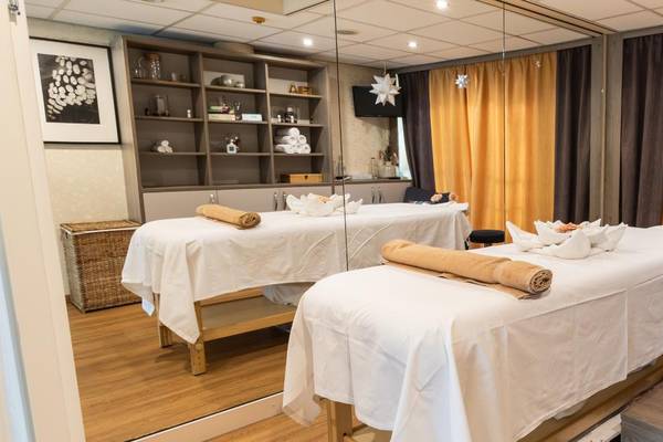 DCS Amethyst 1 Wellnessbereich