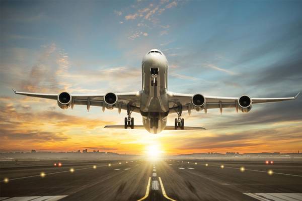 Flugzeug bei Landung