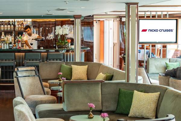 Douro Queen Salon