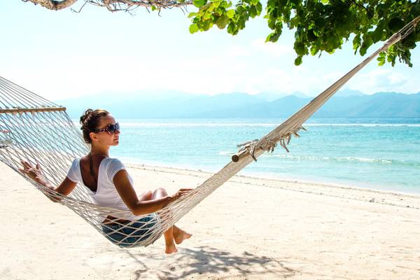 Bali_Frau_Strand