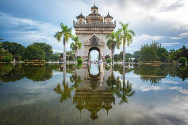 LA_Patuxay_Denkmal_Vientiane_GI-820391330
