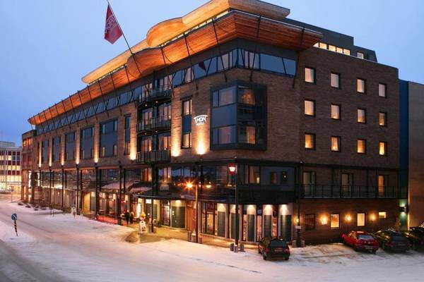 Thon Hotel Harstad Außenansicht