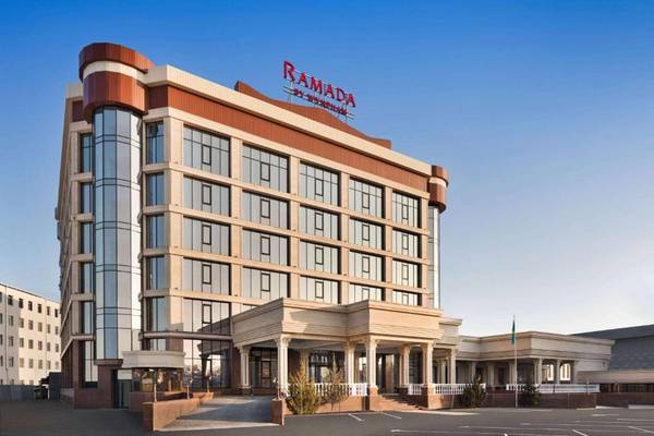 Ramada by Wyndham Shymkent Außenansicht