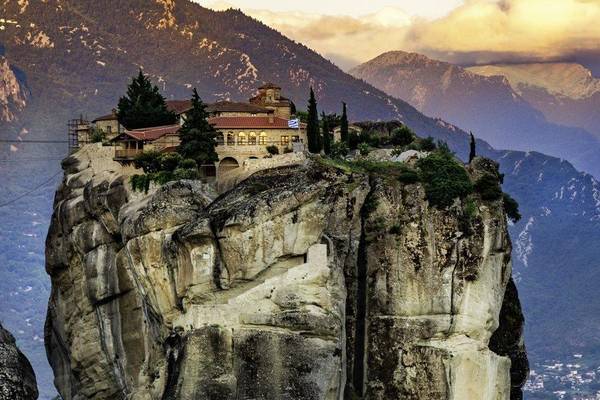 Meteora Berg mit Kloster