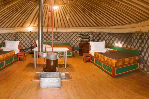 Mongol Nomadic Camp Zimmerbeispiel