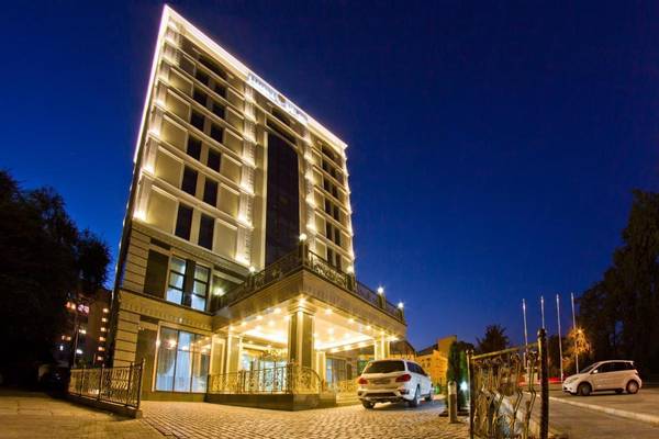 Plaza Hotel_Aussenansicht