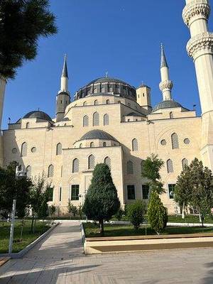 Turkmenistan, Ertugrul Gazi Moschee