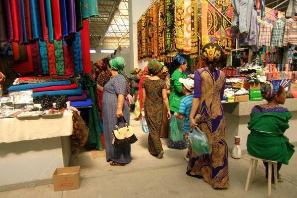 Turkmenistan, Altyn Asyr Bazaar