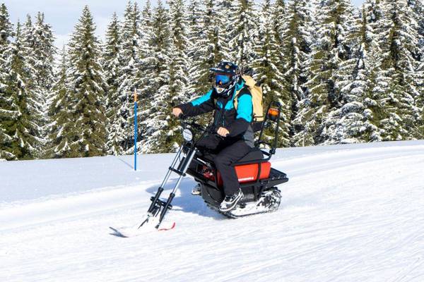 Kasachstan, Oi-Qaragi Ski-Resort, Moonbike