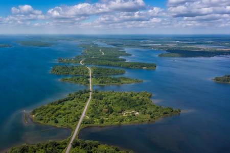 Kanada, 1000 Islands Parkway
